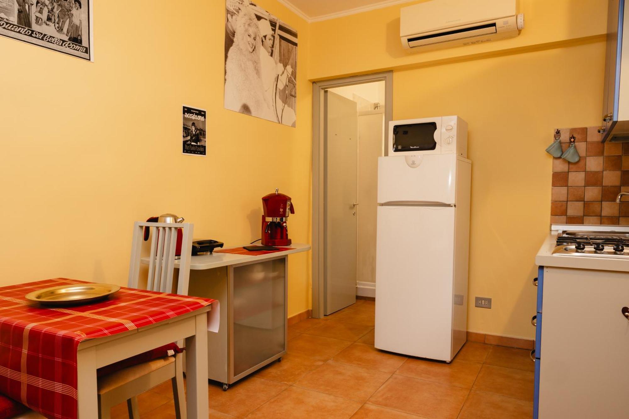 House Da Pasolini A Mastroianni Apartment Rome